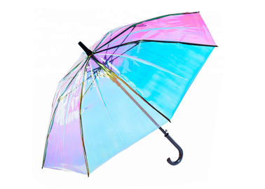 الهولوغرام الملونة شفافة قزحي الألوان مظلة المطر للمطر يوم عاصف