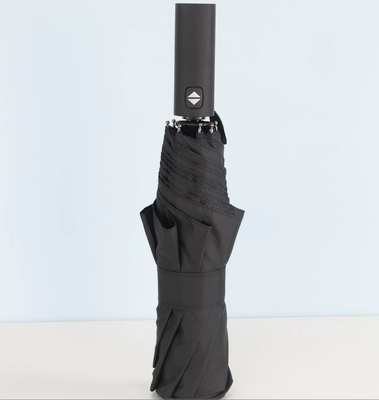 مظلة قابلة للطي ذاتية الفتح مع تغيير الطباعة عند مواجهة مظلة الماء