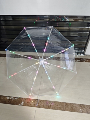 إضافة بوب من الألوان والوظائف مع مظلة Creative Umbrella's LED Lighting POE