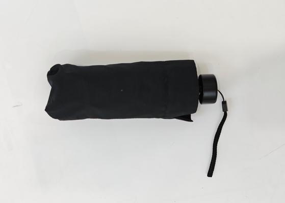 مظلة غولف صغيرة ذات 5 طوابق 87 سم مقاومة للرياح مضادة للماء 190 غرام