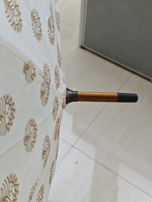 مظلة 23 بوصة ذاتية مفتوحة مع قطن و أضلاع من الألياف الزجاجية للحماية من المطر